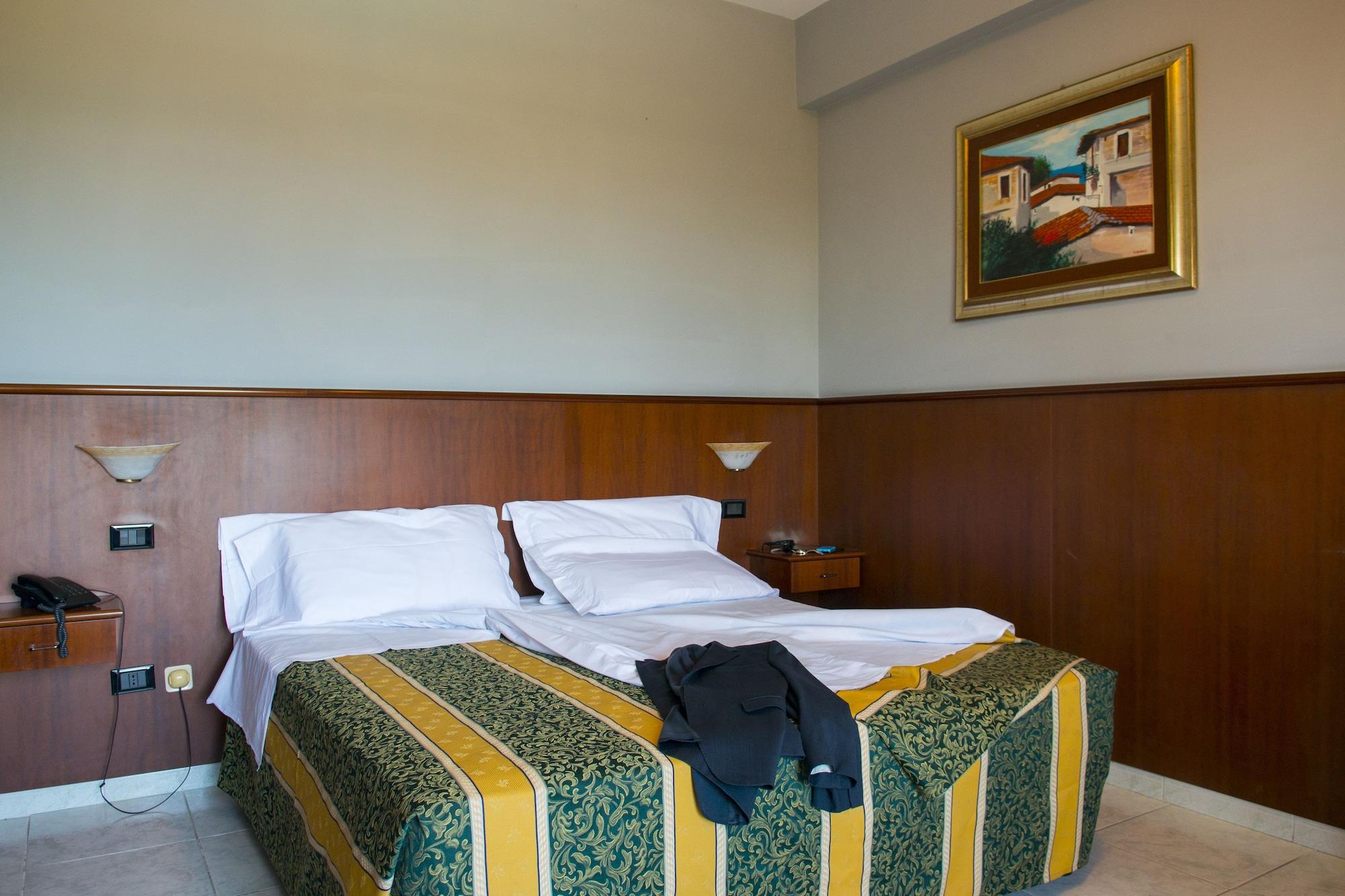 Hotel Dei Pini 4*